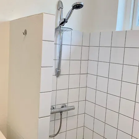 Apartment 2 Bedroom Located At Give